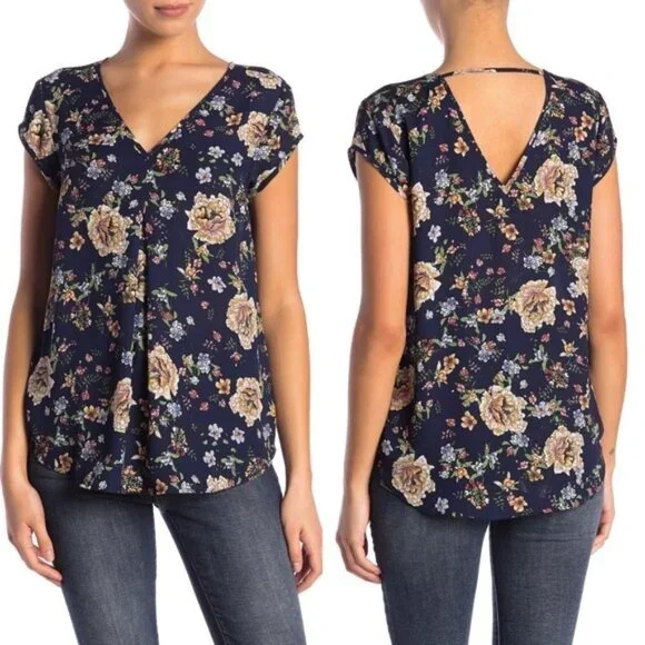 HALOGEN Navy with Floral Print Double V-Neck Top with Cap Sleeves: Size: S - Picture 13 of 13